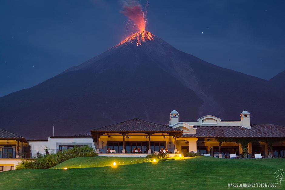 La foto de archivo muestra la erupción del volcán de Fuego en abril pasado, durante la Semana Santa. (Fotografía: Juan Marcelo Jiménez Mejía)