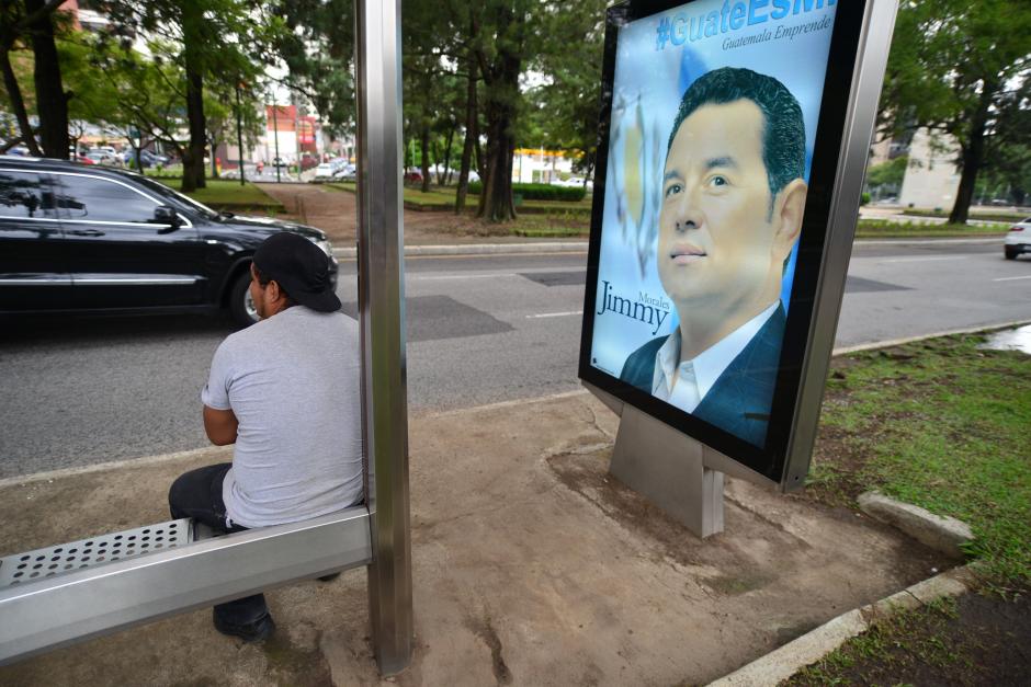 Jimmy Morales empieza a soñar con la presidencia y promueve su imagen con publicidad en la calle y en la provincia. &nbsp;(Foto: Wilder López/Soy502)