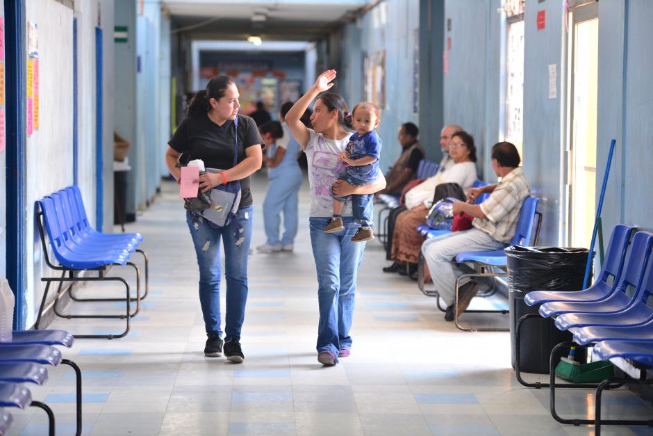 Los pacientes de los hospitales nacionales son los afectados con la crisis que atravieza el ministerio de Salud que no cancela la deuda por la compra de medicamentos y los salarios atrasados. (Foto: Wilder López/Soy502