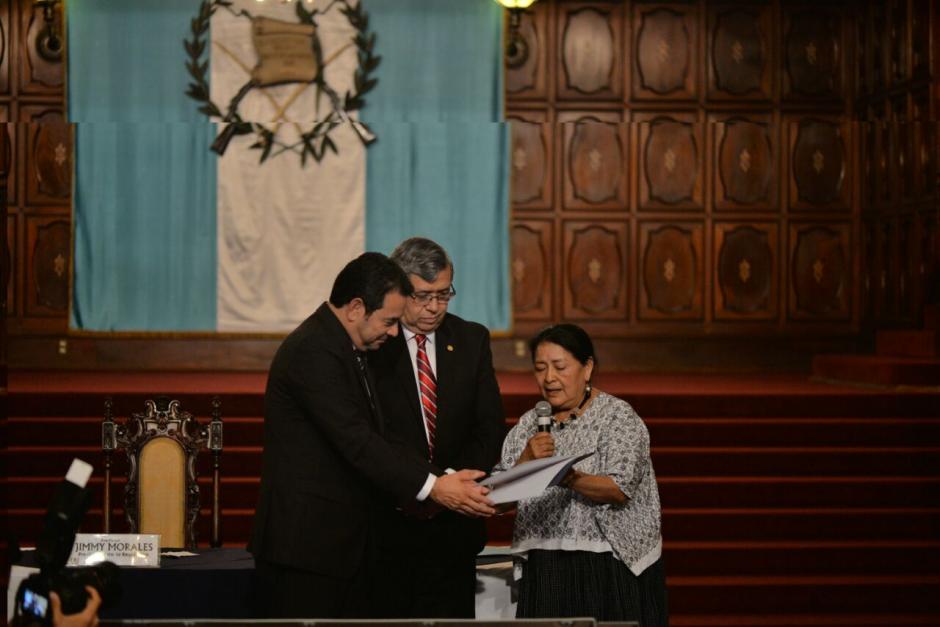 La sociedad civil entregó el documento final al Gobierno. (Foto: Wilder López/Soy502)