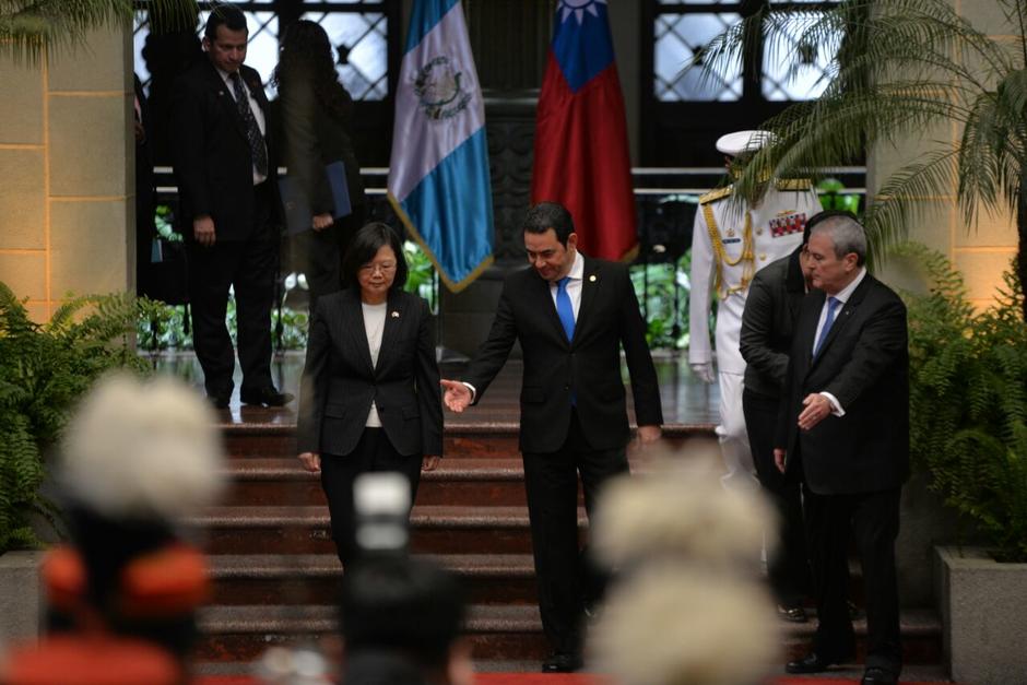El presidente Morales recibió a su homóloga taiwanesa en el Patio de la Paz. (Foto: Wilder López/Soy502)