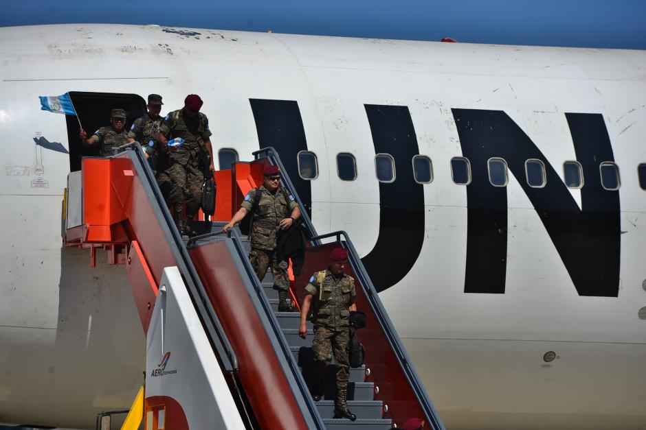 Un grupo de 150 elementos del Ejército retornó a Guatemala luego de cumplir con las misiones de paz en Congo. (Foto: Wilder López/Soy502)