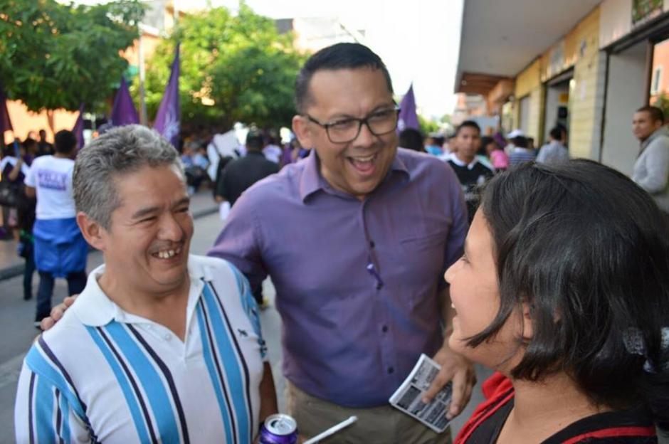 Willy Rivera busca la alcaldía de la Ciudad de Guatemala por el partido Todos. (Foto Facebook/Willy Omar Rivera)