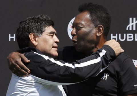 Maradona y Pelé hacen las paces