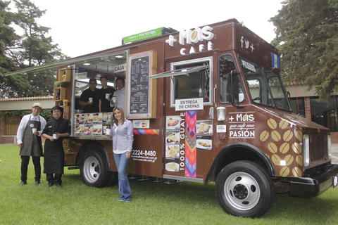 "Más Café" revoluciona el concepto de Food Truck en Guatemala