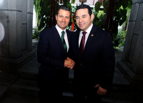 “¡Bienvenido, hombre!”, el recibimiento de Jimmy Morales a Peña Nieto