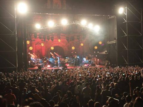 Bunbury deleitó a sus seguidores guatemaltecos en el Mutaciones Tour