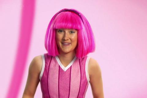 Once años después, así luce Stephanie, la niña de Lazy Town