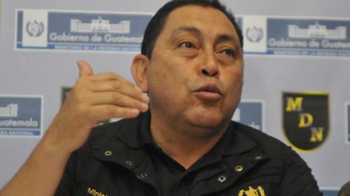 Ministro de Gobernación, en medio de un enfrentamiento en Tajumulco