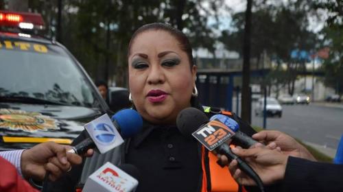 La polémica tras la renuncia de Dalia Santos y una licencia "Tipo B"