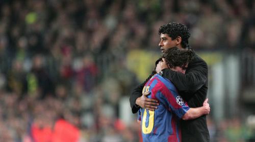 El reencuentro de Messi y Rijkaard en Barcelona