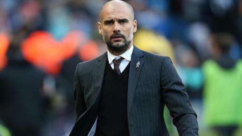 El nuevo "look" de Guardiola es blanco de burlas en las redes sociales