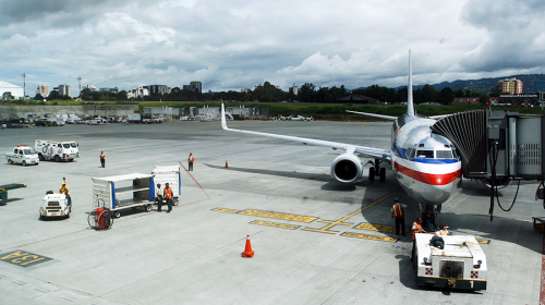 Comienza el proceso para modernizar el Aeropuerto La Aurora