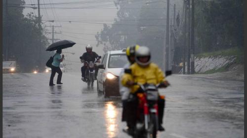 Dos sistemas de baja presión afectan Guatemala con más lluvias