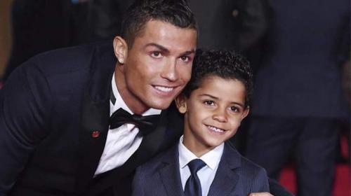 La elegante y ostentosa forma de vestir del hijo de Cristiano Ronaldo
