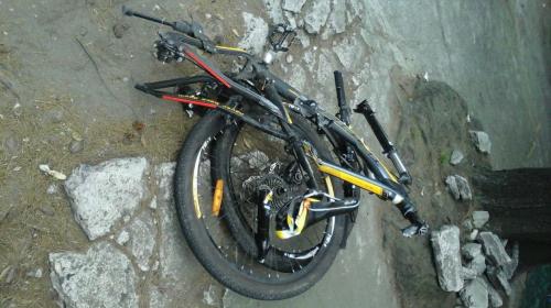 Fallece el ciclista arrollado por un tráiler en el Anillo Periférico