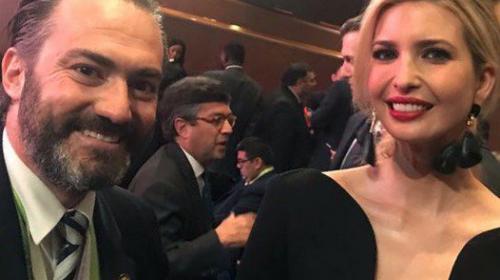 Acisclo Valladares presume amistad con hija de Donald Trump