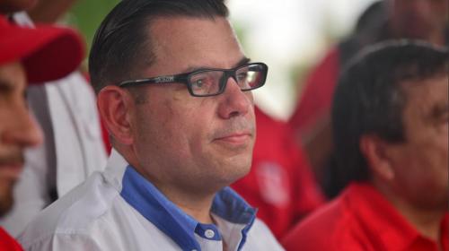 Manuel Baldizón, a la espera de que el juez revoque su deportación