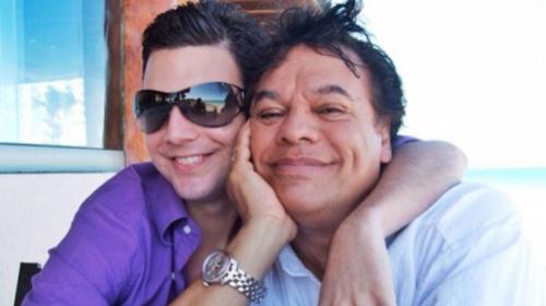 Critican debut musical del hijo de Juan Gabriel