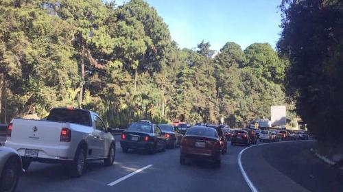 Tránsito lento en ruta Interamericana para ingresar a la ciudad