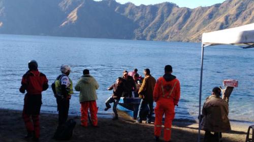 Buscan a turista que se habría ahogado en la Laguna de Ayarza