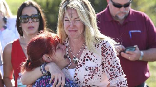 Entrenador muere por salvar a sus alumnos del tiroteo en Florida