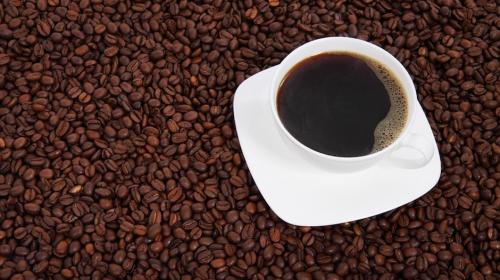 Precio del café cae a niveles históricos y afectará economía nacional