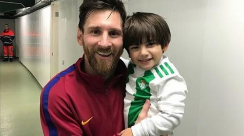 Emocionante video del gesto de Messi con hijo de futbolista mexicano