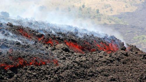Volcán de Pacaya: así se observa el descenso de lava