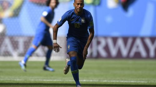Luego de las críticas Neymar reaparece con nuevo corte de cabello
