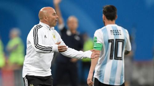 Sampaoli a Messi durante Argentina-Nigeria: "¿Pongo al Kun?"