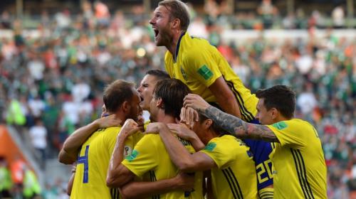 Suecia goleó a México y avanzó primero