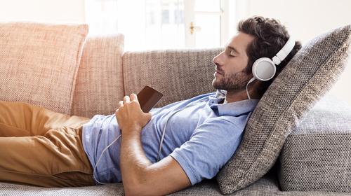 La lista de música en Spotify con la que podrás dormir mejor