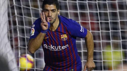 Luis Suárez salva al Barcelona del ridículo ante el penúltimo