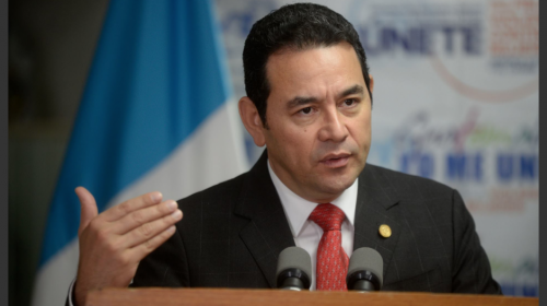 Víctimas no declaran y el MP cierra caso contra Jimmy Morales