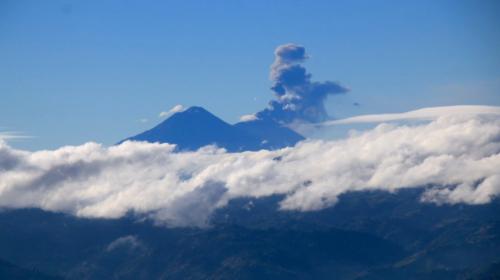 ¡Impresionante video! Captan furia del Volcán de Fuego de cerca