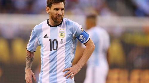 Maradona critica a Lionel Messi: “No lo endiosemos más”