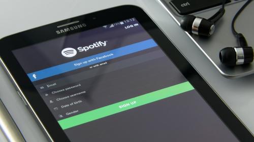 Spotify quiere descubrir a sus usuarios que mienten 