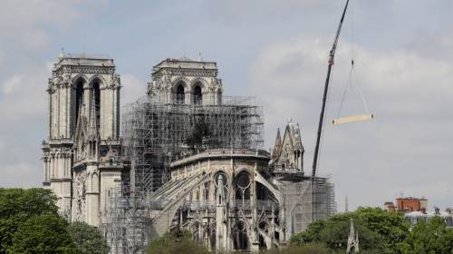 Recaudan casi 1 billón de dólares para reconstruir Notre Dame