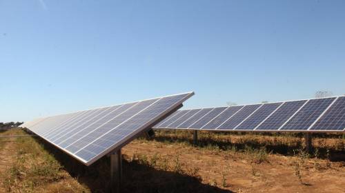 MP hace allanamientos en el INDE por proyecto de energía solar