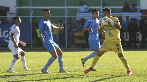 Jugadores de Comunicaciones protagonizaron bronca con la PNC