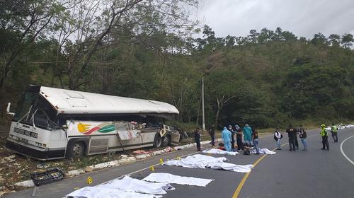 Agentes penitenciarios entre las víctimas de accidente en Gualán