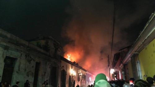 El recuento de los daños en Antigua Guatemala luego de incendio