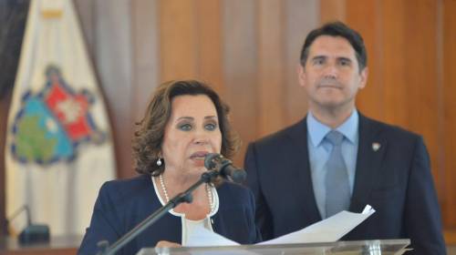 Sandra Torres asegura que apoyará construcción de Metrorriel 