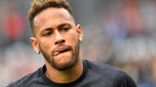 Los chats que la mujer que acusa a Neymar de violación le enviaba