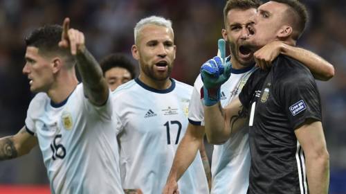 Argentina y Messi sufren demasiado para empatarle a Paraguay 