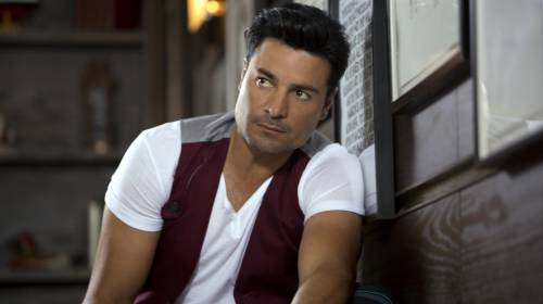 Chayanne mostró su abdomen marcado e hizo suspirar