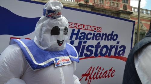 La "mascota" de FCN que acompañó a Estuardo Galdámez