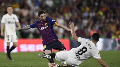 Messi sacó la magia y casi hace uno de los mejores goles del año