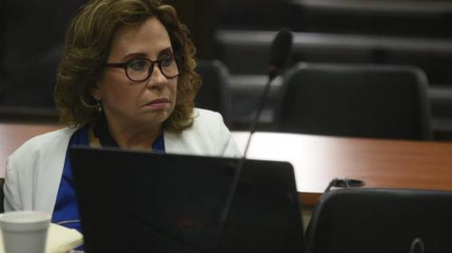 Sandra Torres no permite a médicos de Inacif que la evalúen 
